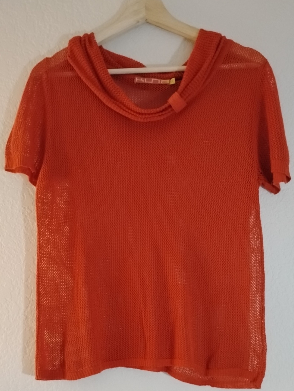 KUNA Premium Luxury Brand Lightweight Orange Short-Sleeve Knit Sweater Cowl Neck